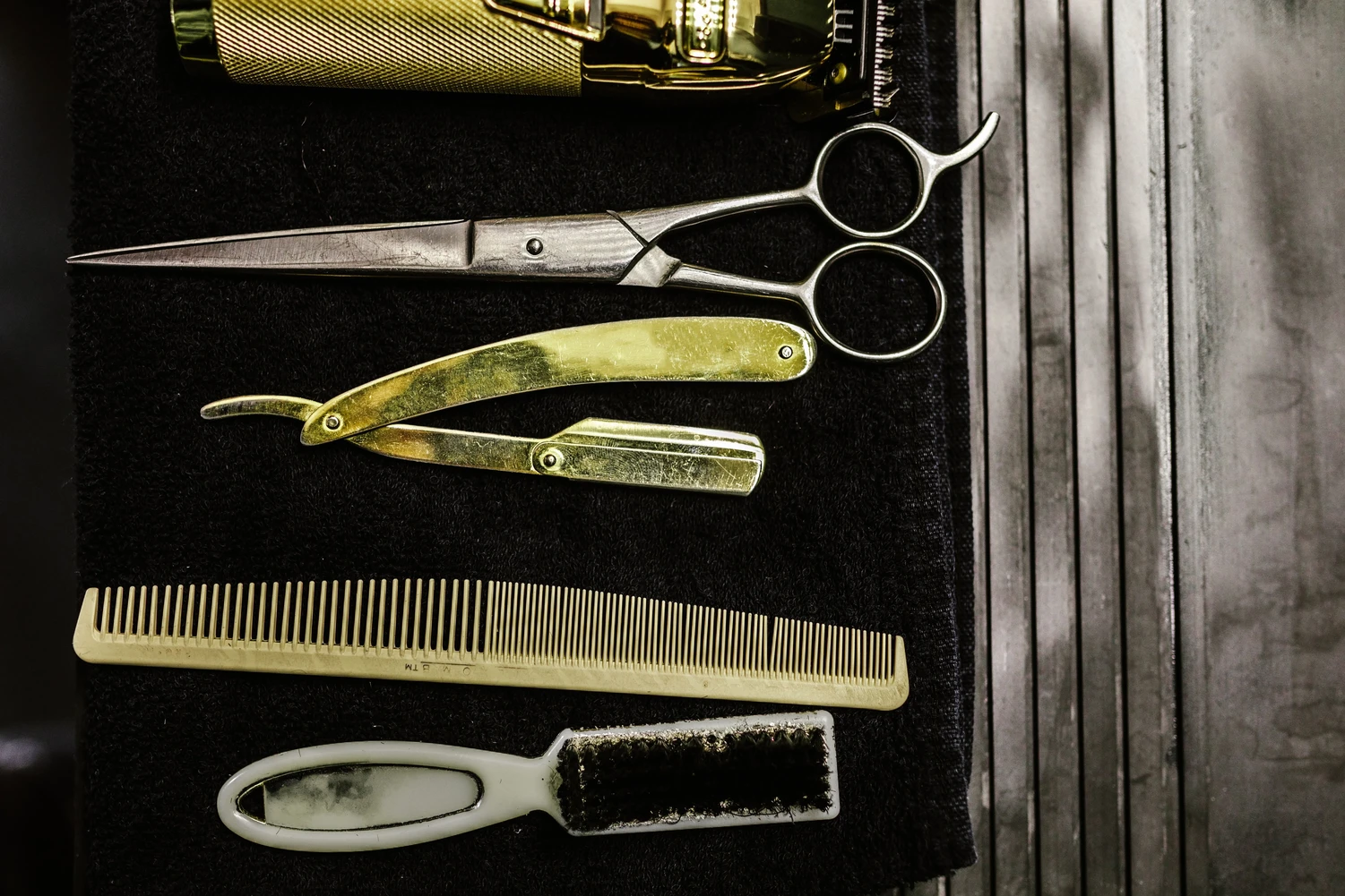 Vintage Grooming Kit